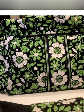 Quilted Floral Shoulder Bag - Black, Green & White